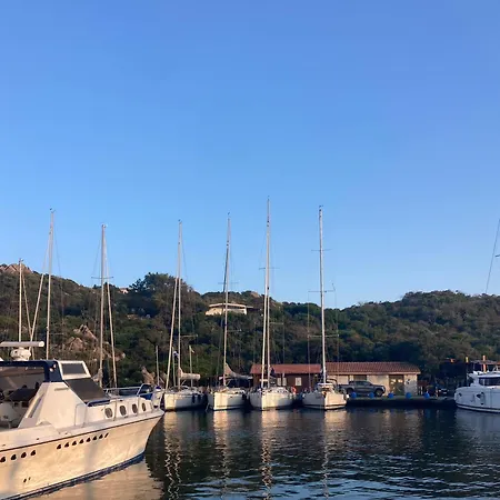 Harbor Haven アパート サンタ・テレーザ・ガッルーラ